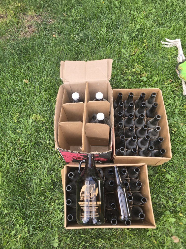 Brown Glass Bottles and Growlers for  brewing beer