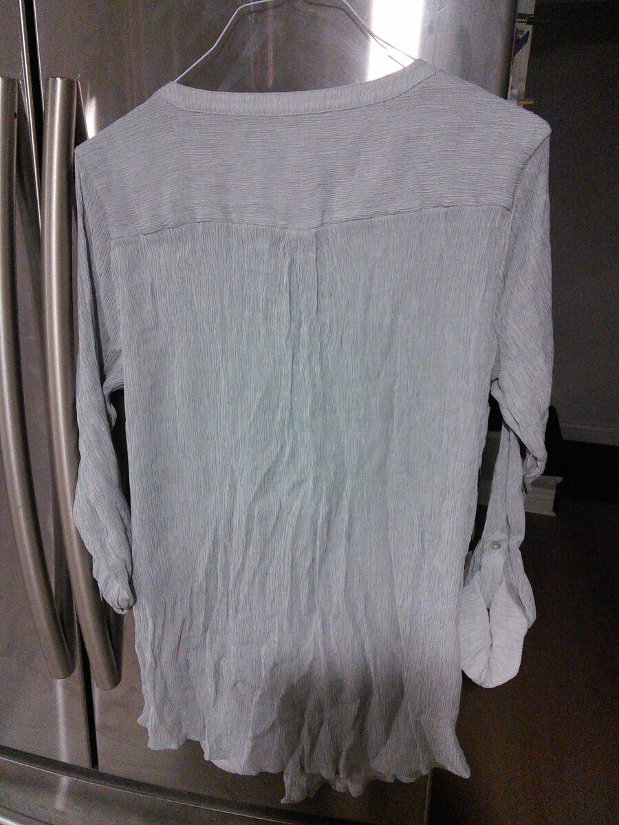 Christopher & Banks brand. Pleated front. Size XL Women's blouse.