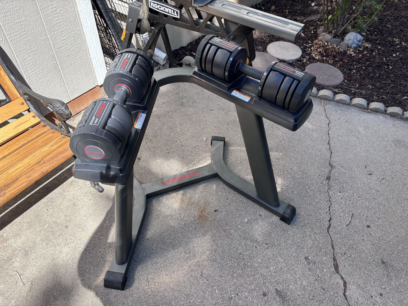 Weider Speedweight 100 adjustable dumbbell set with stand