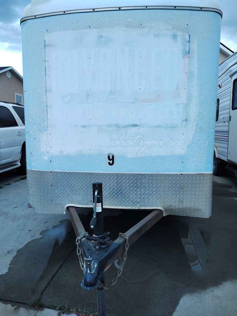 Main image 6