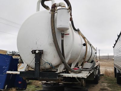 1978 Prem 150 barrel Tank