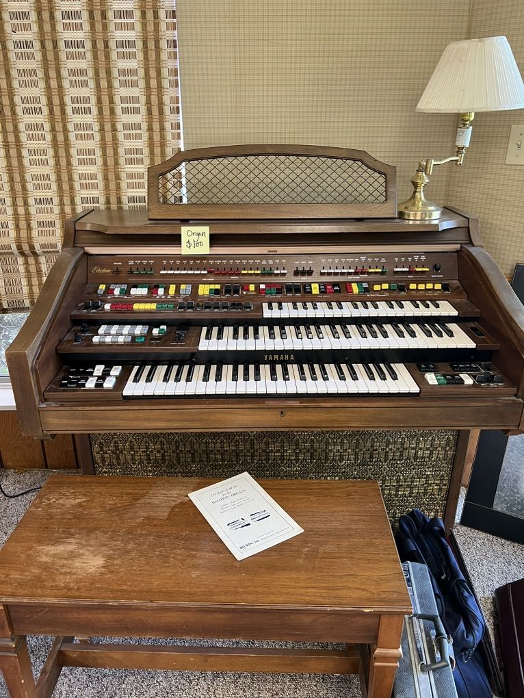 Electric Baldwin Organ