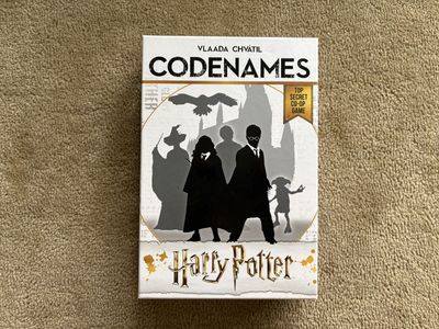 NEW Codenames: Harry Potter Game