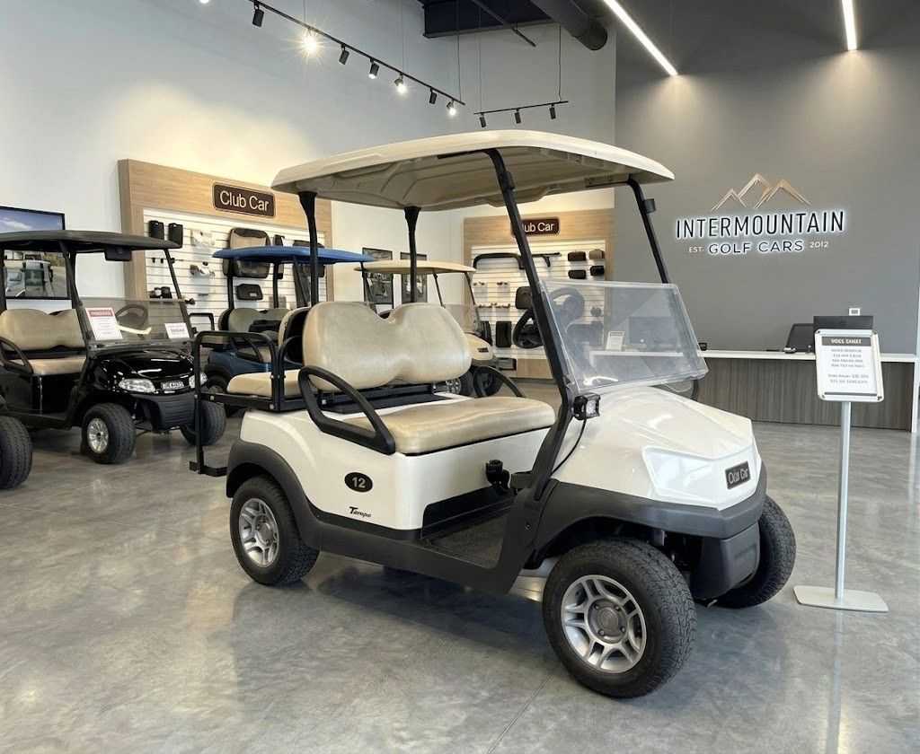 4-passenger 2022 Lithium Club Car Tempo Golf Cart