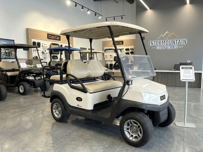 4-passenger 2022 Lithium Club Car Tempo Golf Cart