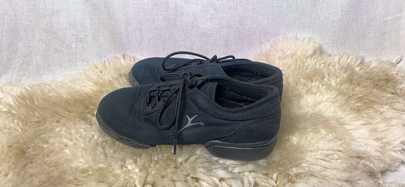 Capezio dance sneakers 9