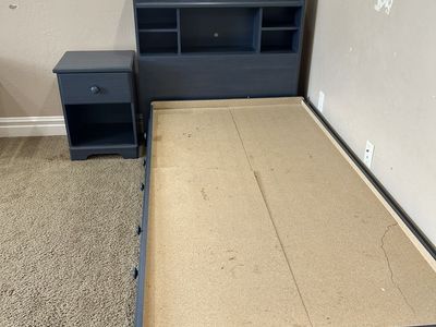 Twin bedroom set