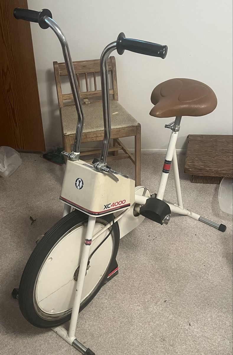 Vintage XC4000 Stationary Exercise Bike