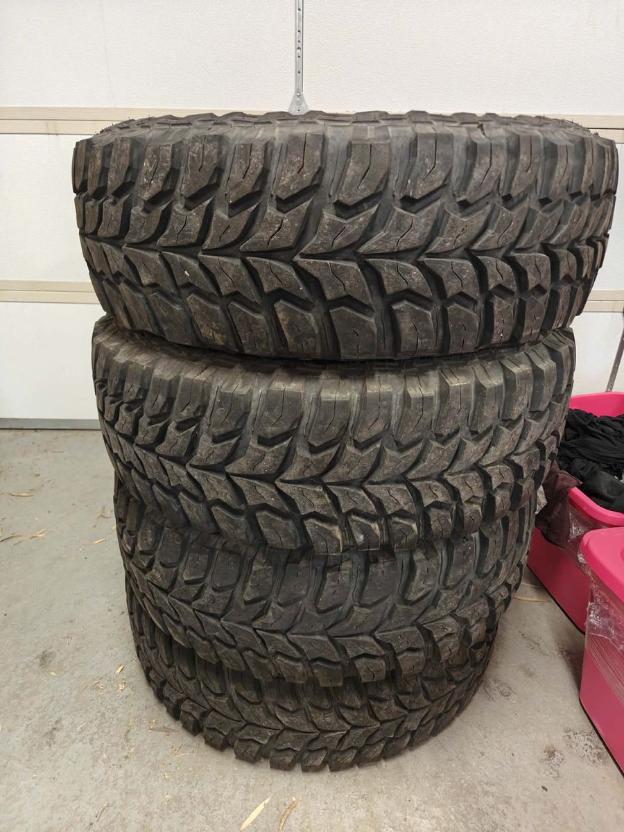285/75R16 Road One Cavalry Mud Tires
