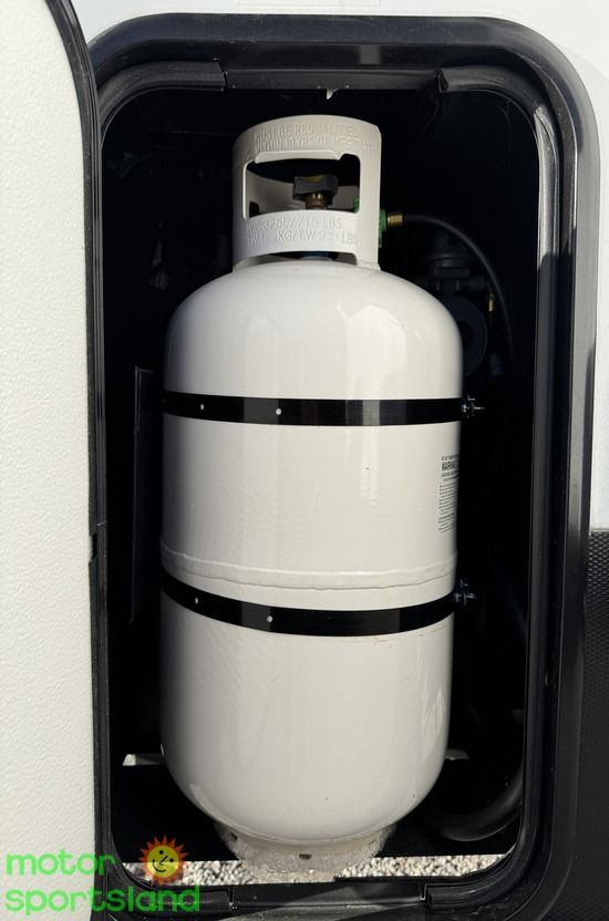 Main image 12