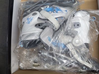 Tracer Twist Adjustable Inline Skates White/Blue Size US4-7