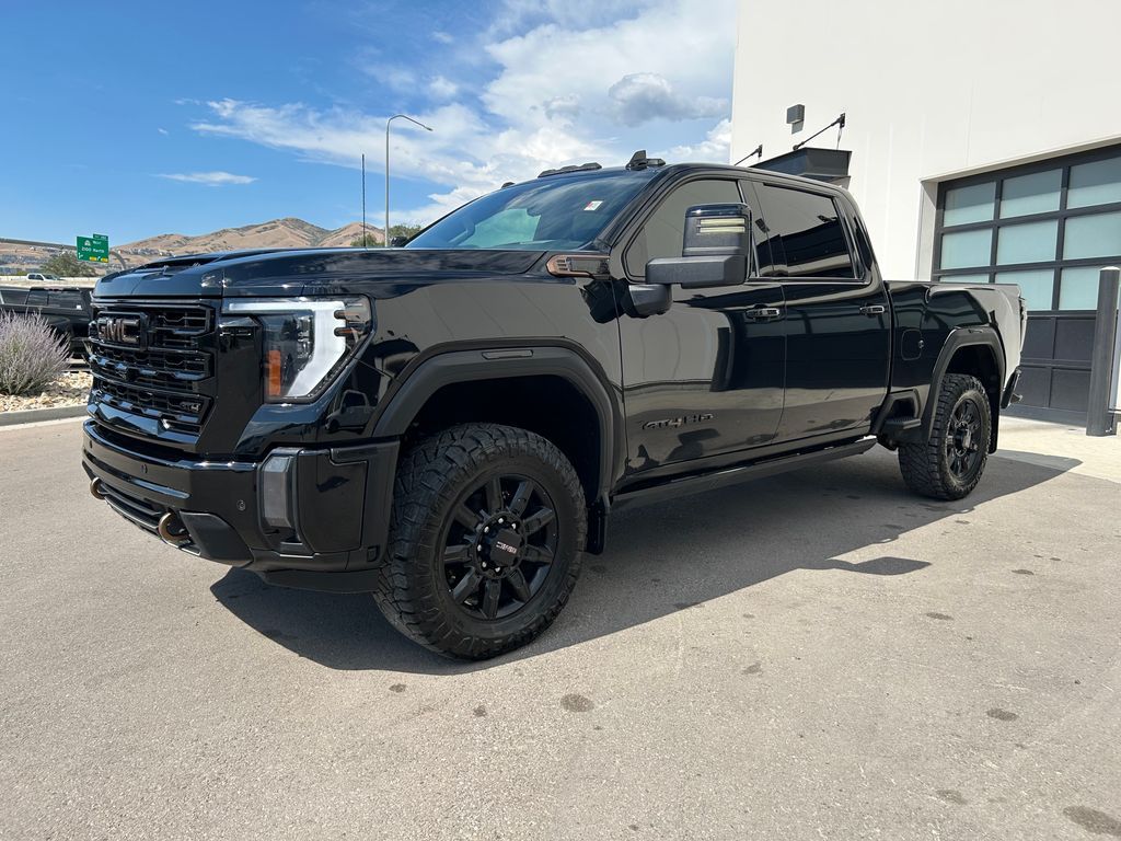 2024 GMC 2500 AT4