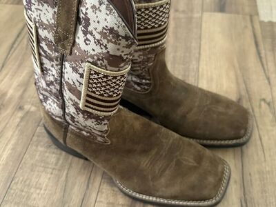 Ariat Mens Size 9 Western Patriot Cowboy Boots