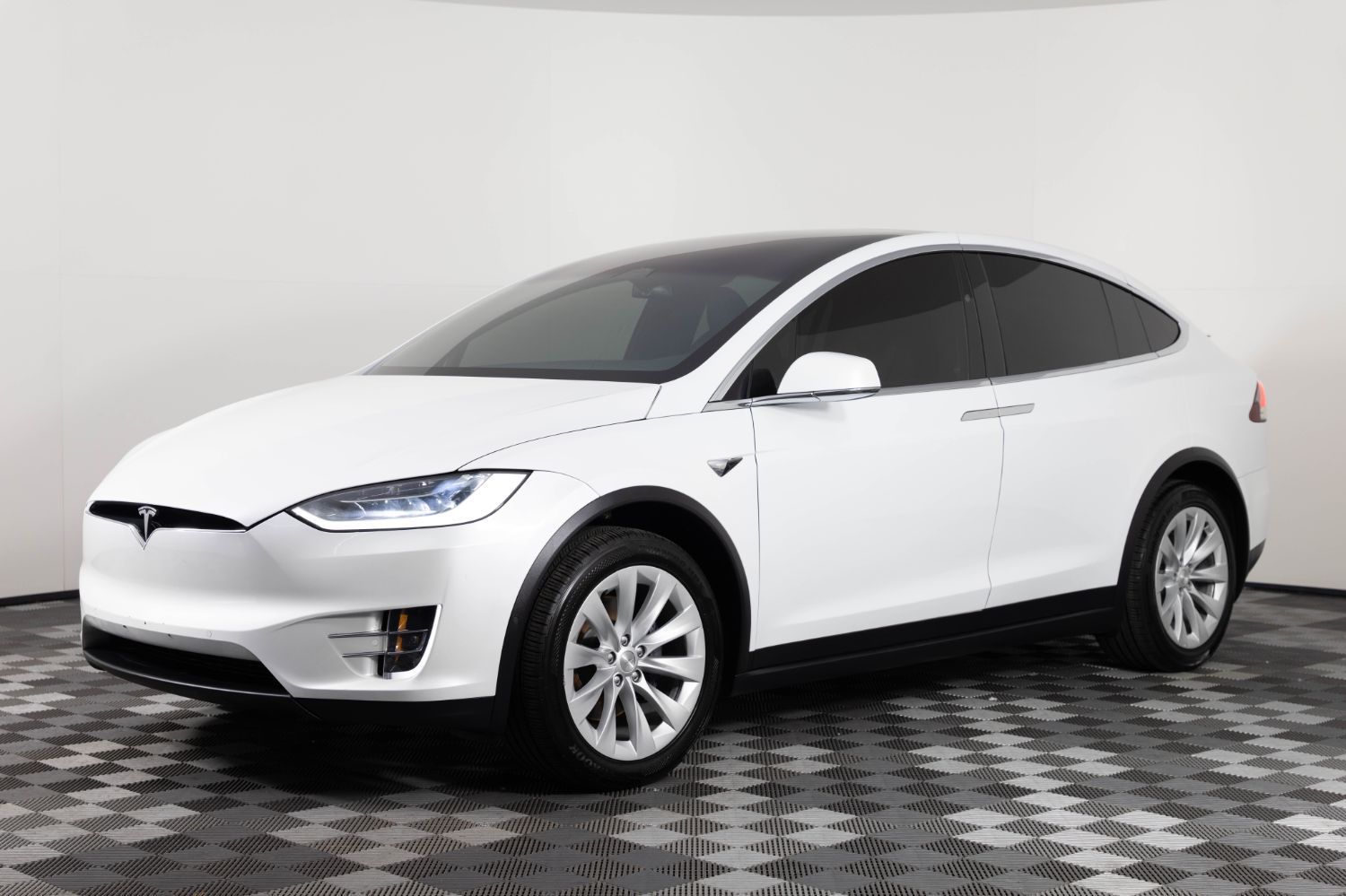 2021 Tesla Model X Long Range Plus