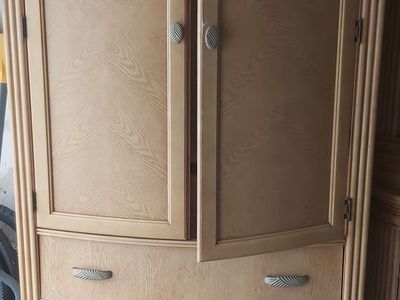 Armoire
