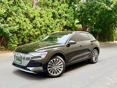 2019 Audi e-tron SUV quattro Prestige