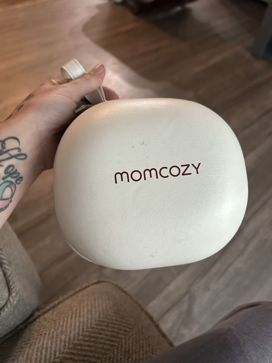 Momcozy Wearable Breast Pump M5 Portable Hands-Free Wireless