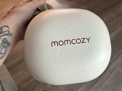 Momcozy Wearable Breast Pump M5 Portable Hands-Free Wireless