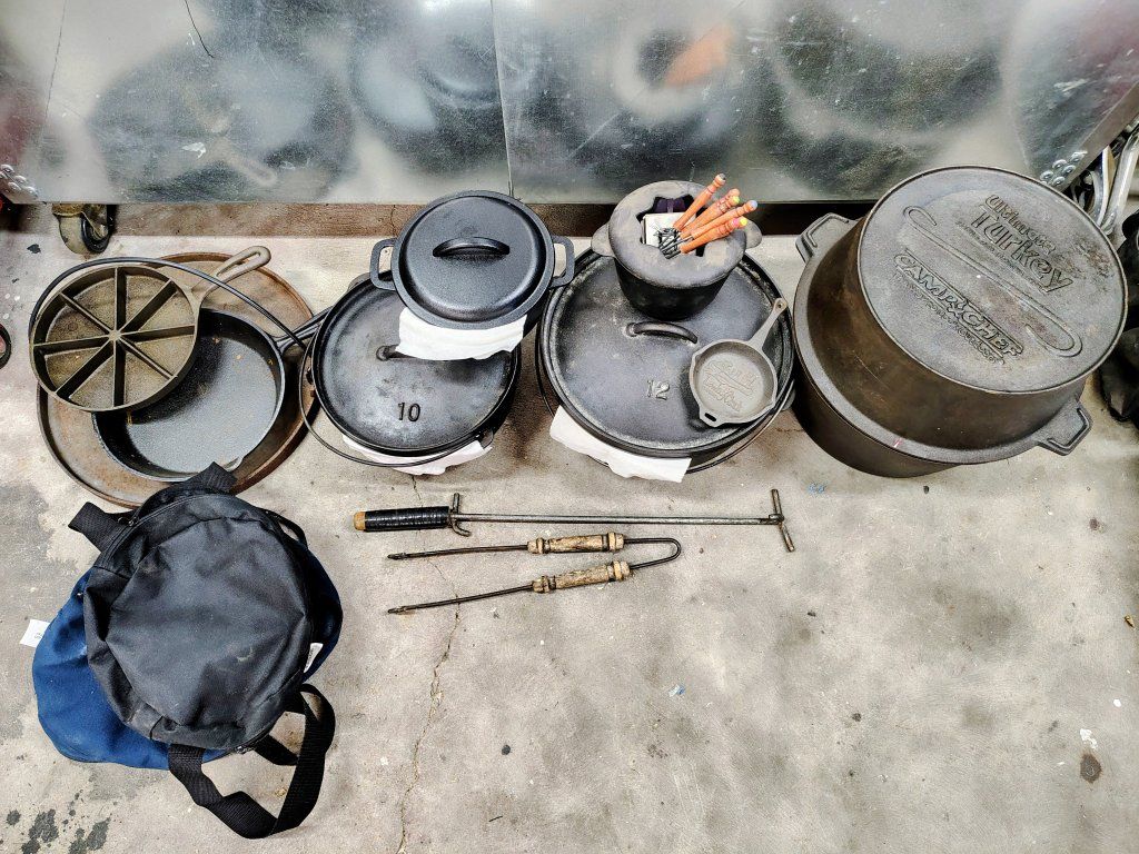 Dutch Oven Iron Cookware