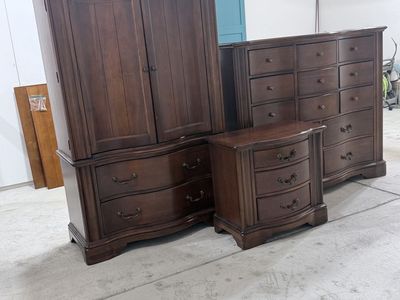 Bedroom set