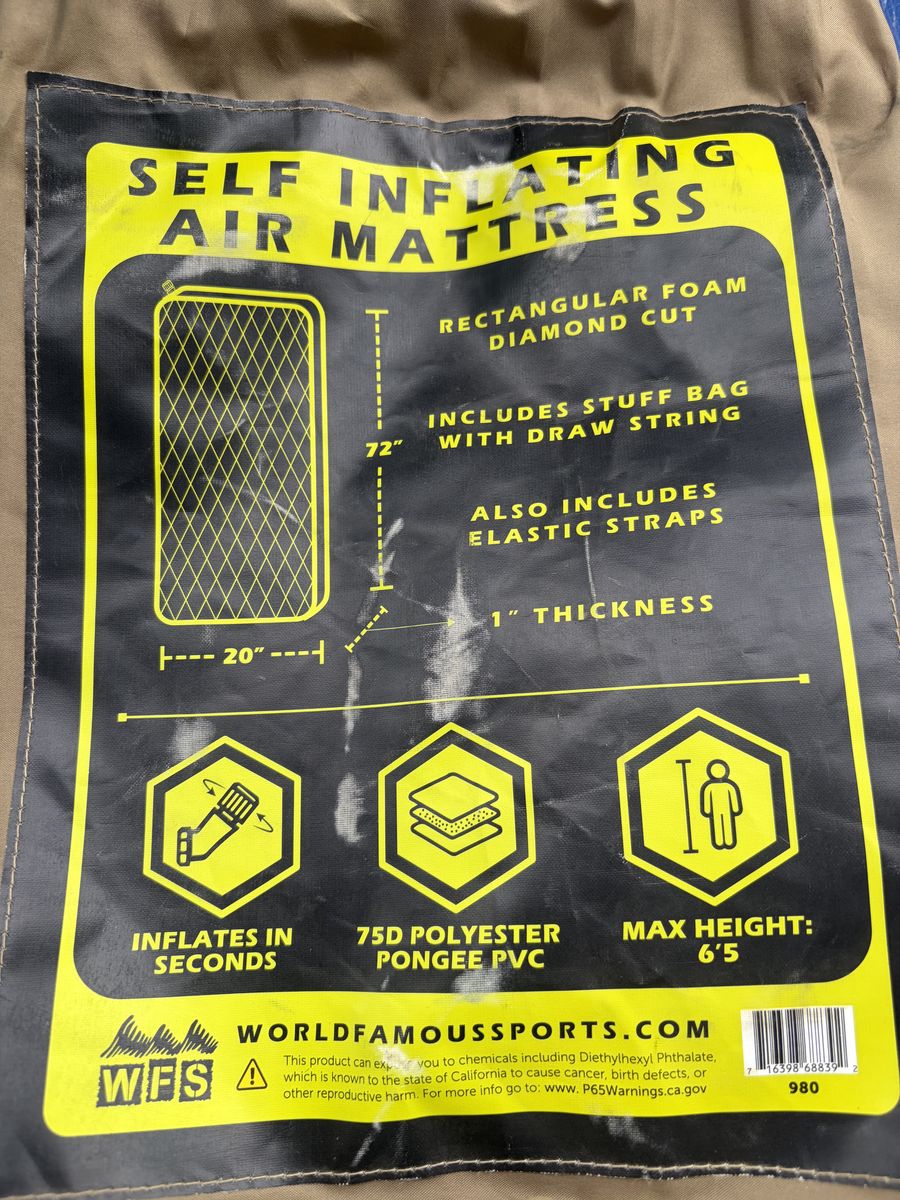 Self inflating air mat