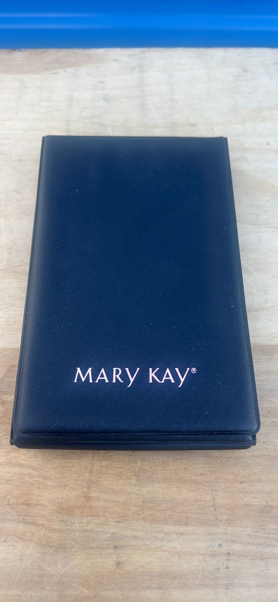 Mary Kay The Compact Empty Refillable Makeup Compact with Mirror, Sleek Navy Blue