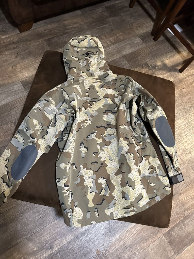 Kuiu Yukon Rain Jacket