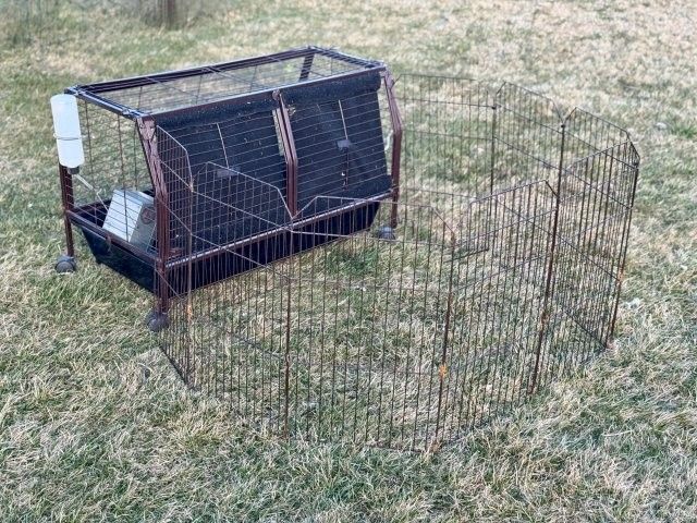 Small Pet Hutch & Playpen Set
