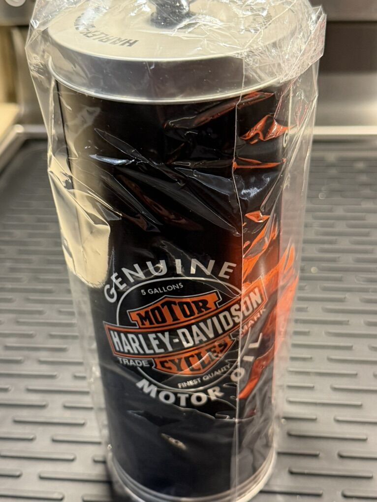 Harley Davidson Oil Can Straw Holder & Straws