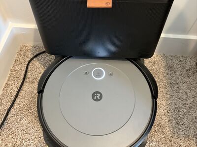 iRobot Roomba I3+