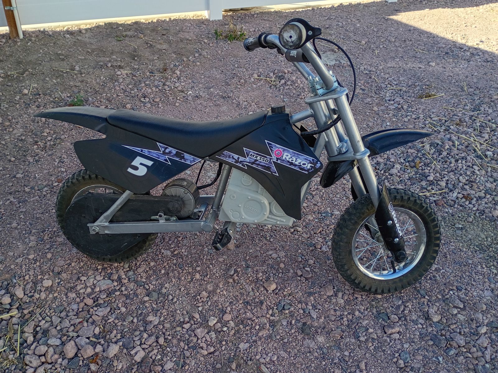 Razor MX350 Dirt Rocket Electric Motocross Bike