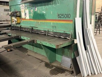 ACCURSHEAR 10’ x 1/4” Hydraulic Power Squaring Shear Model 825010