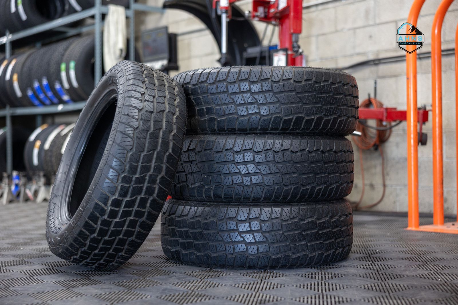 USED | 275 60 20 Venezia Crusade A/T Tires | 13/32nds | All Terrain | Standard Load Rating (Passenger) | 275/60r20 | Dodge | Ram