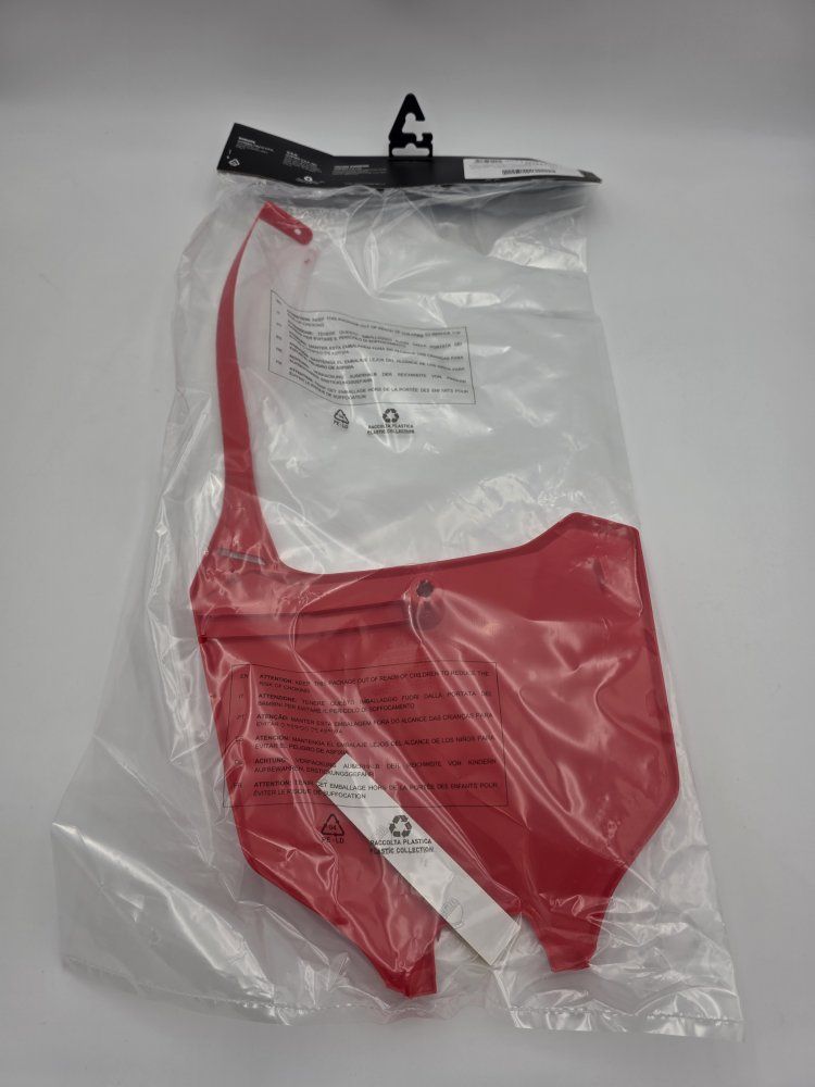 Main image 6