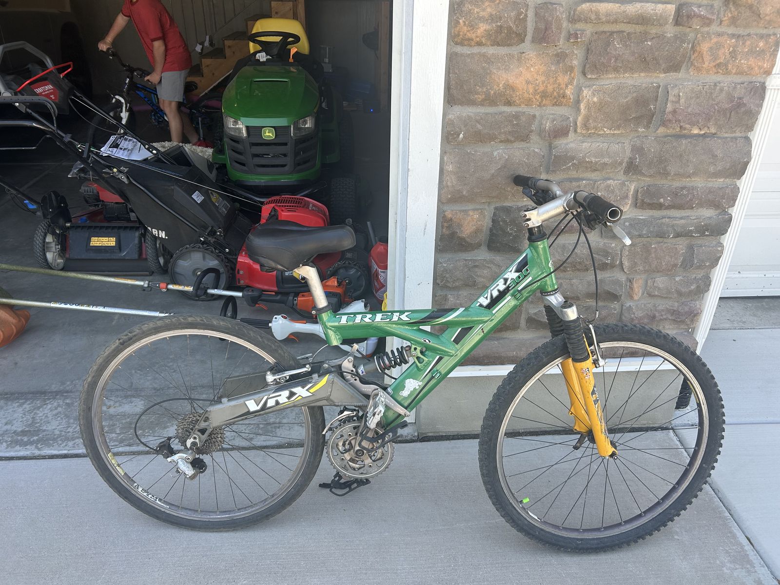 Trek VRX 300 Full Suspension Mountain Bike Green/Yellow RockShox Judy Shimano XT