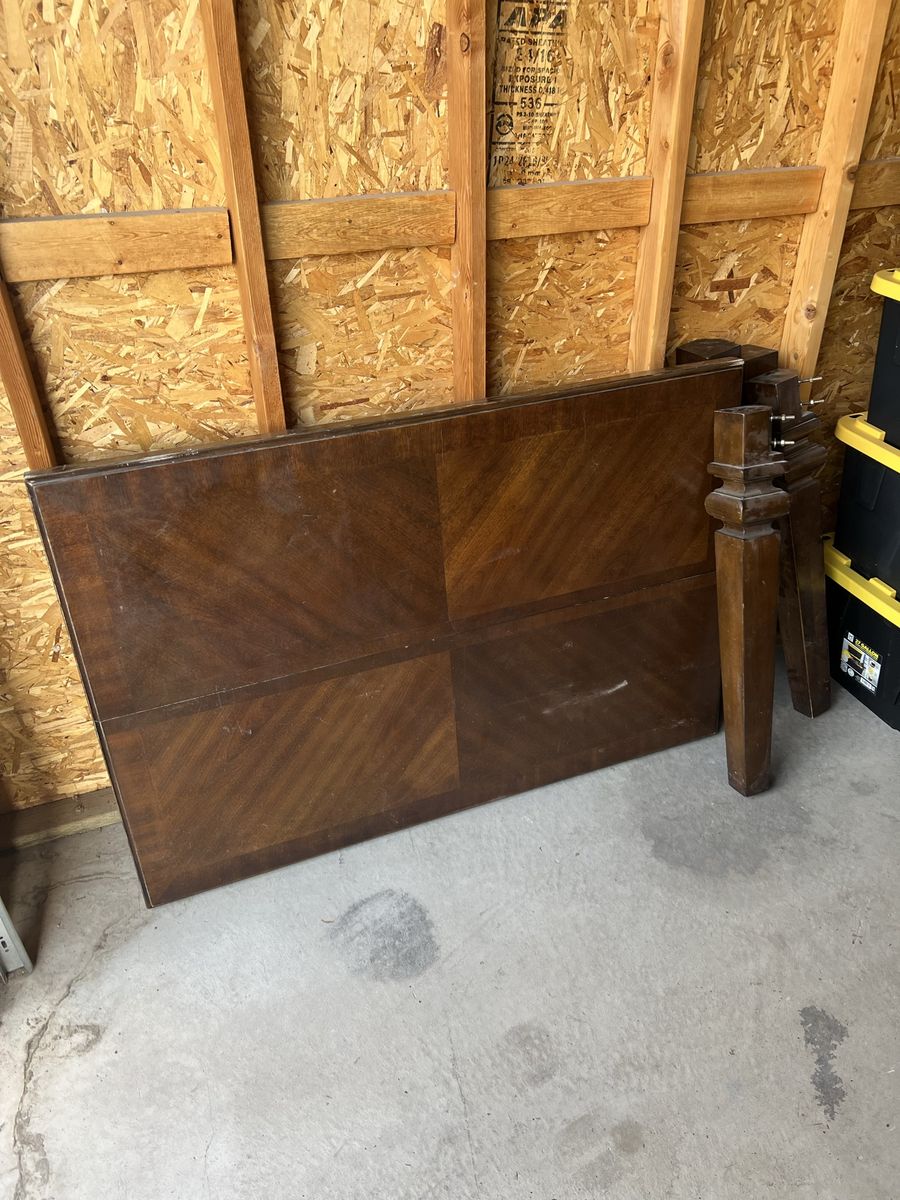 Main image 4