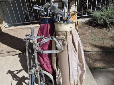 Hodge-Podge Golf Gear
