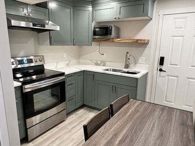 Basement for rent / Basement en renta