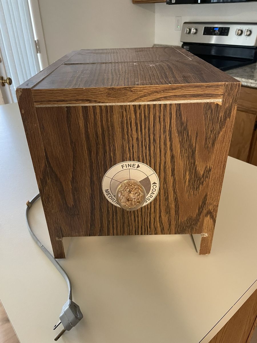 Electric Wheat Grinder/Grain Mill, has GE Motor. Maybe Magic Mill?