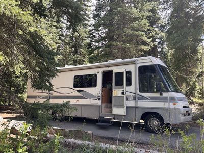 1996 Winnebago Adventurer (motivated to sell)