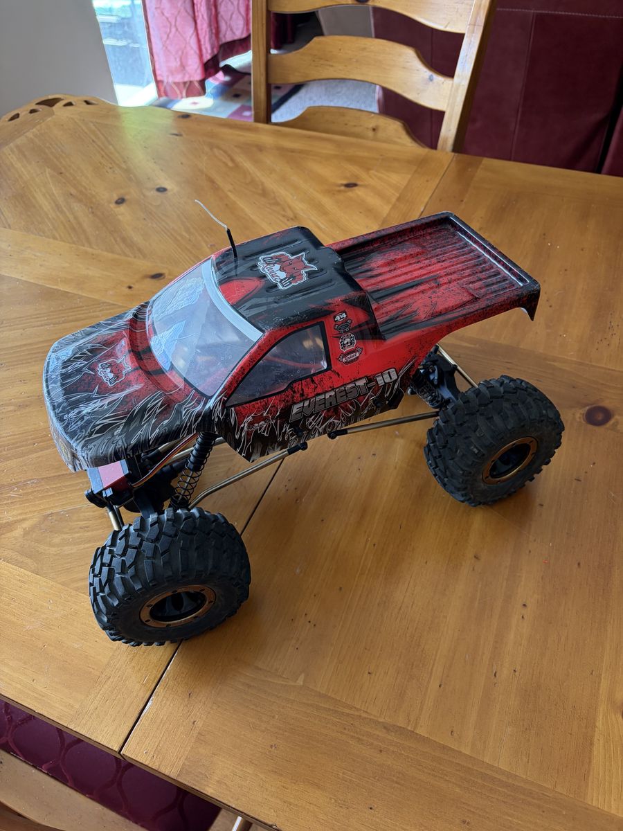 Redcat Everest 1/10 scale r/c Rock Crawler