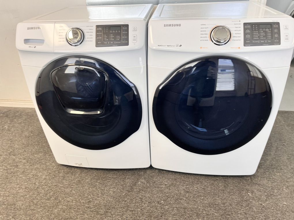 Very Nice Samsung Washer And Dryer Set