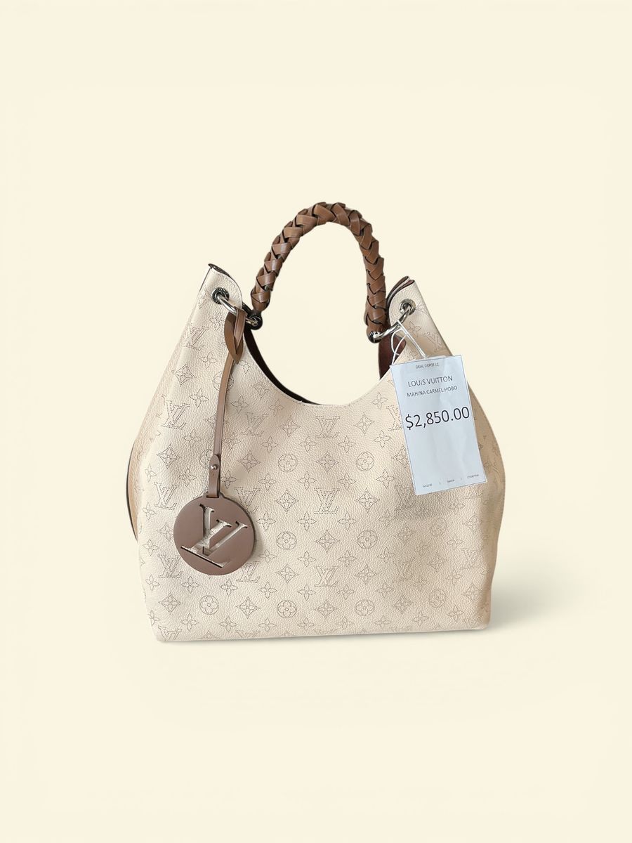Louis Vuitton Mahina Purse E75007450