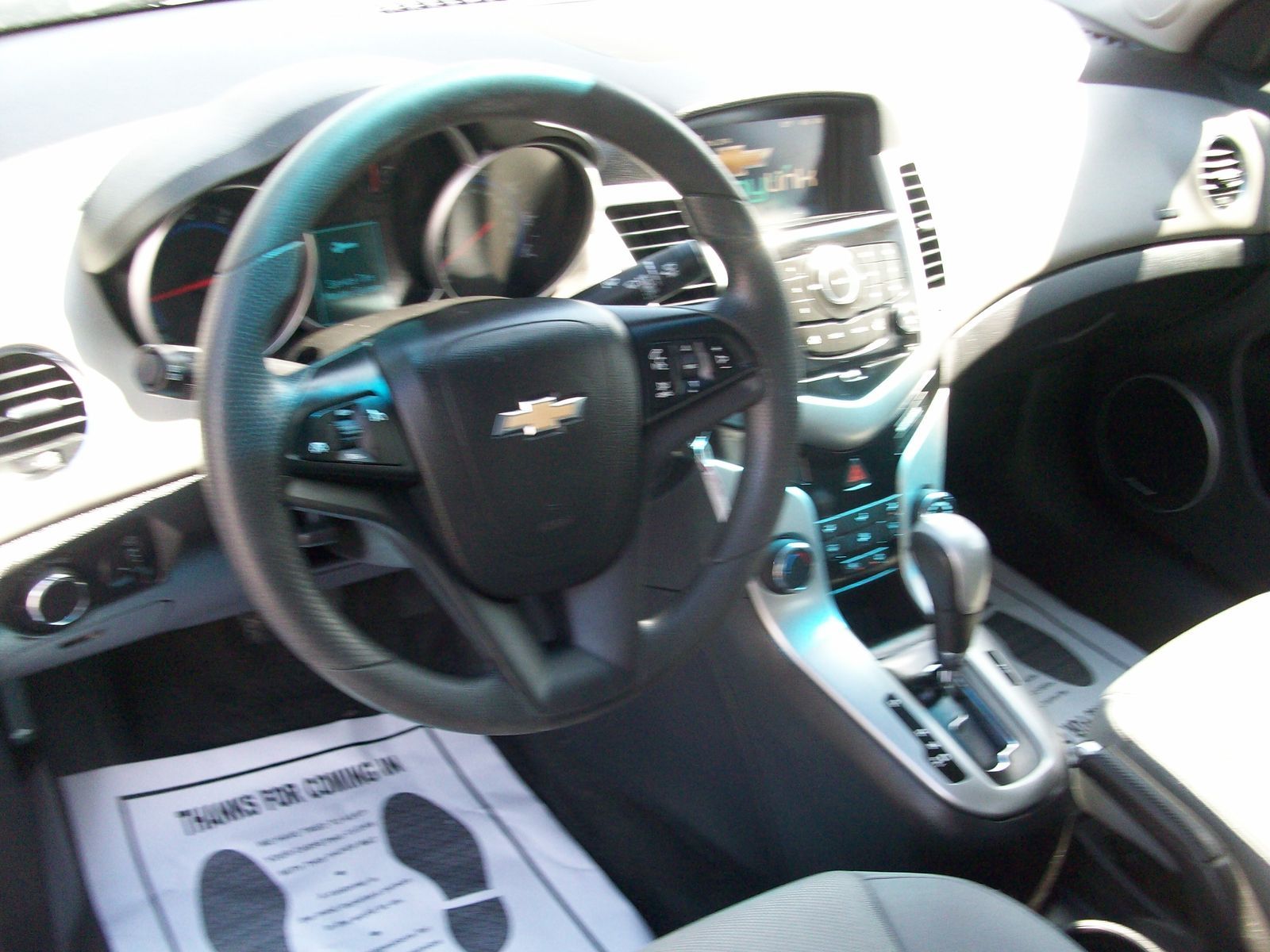 Main image 4