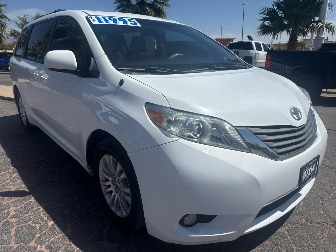 2013 Toyota Sienna XLE 8-Passenger