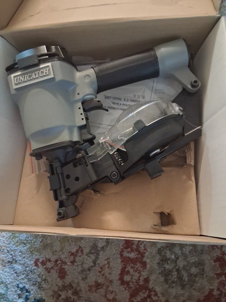 Unicatch Pneumatic Stapler - Air Powered Staple Gun
