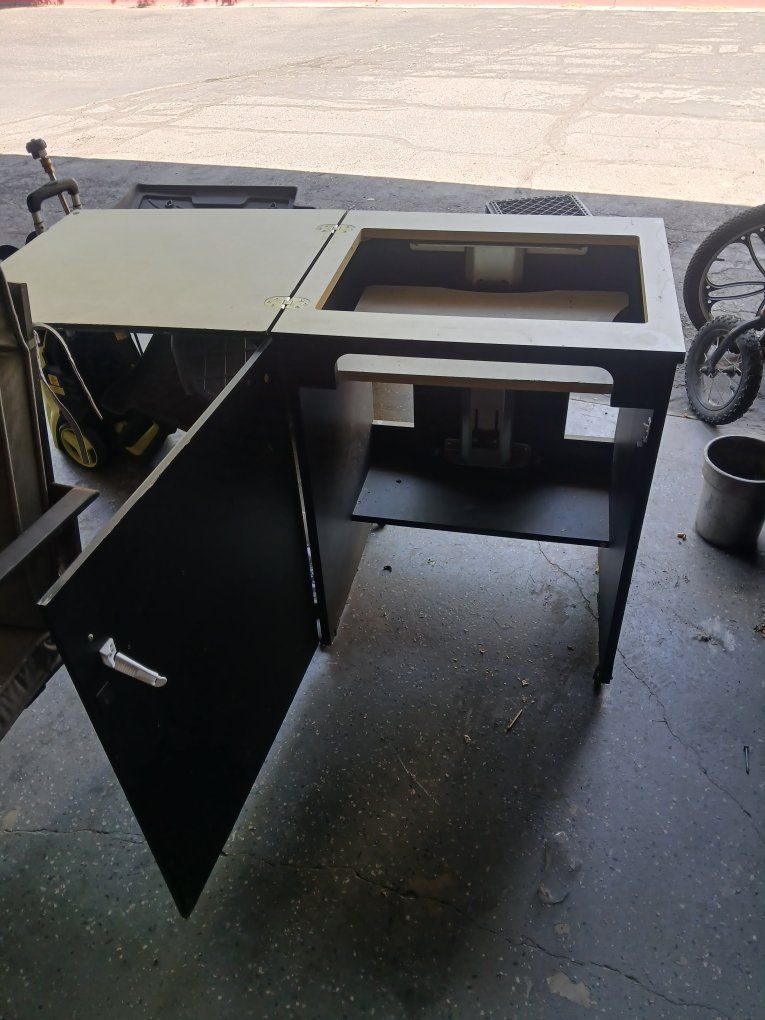 Folding Sewing Machine Cabinet Table with Adjustable Lift Mechanism & Storage