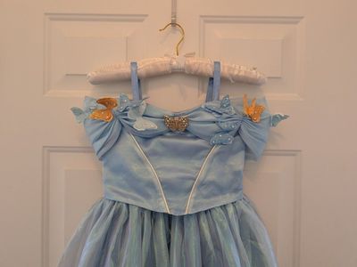 Disney Store Live-Action Cinderella Deluxe Costume Size 5/6