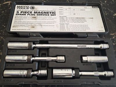 Matco Tools SPK5A 5-Piece Magnetic Spark Plug Service Set