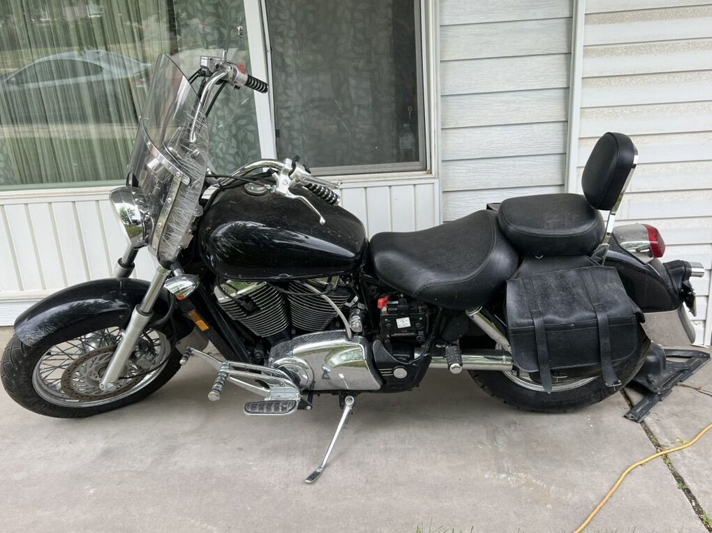 97 Honda Shadow Spirit 1100